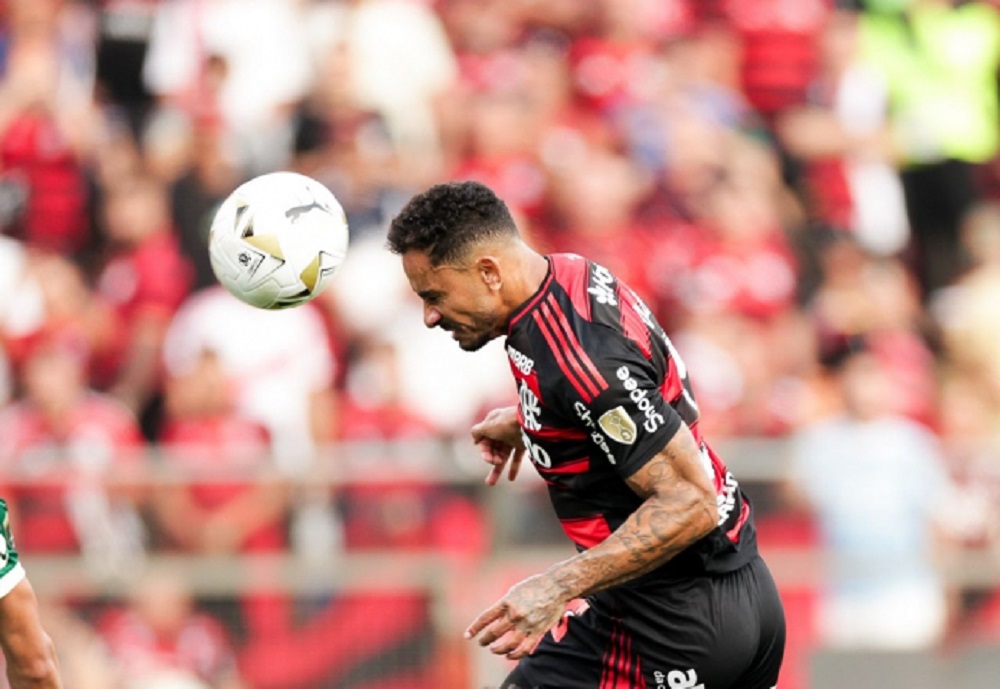Flamengo se vinga do Palmeiras e se torna o primeiro brasileiro tetracampeão da Libertadores