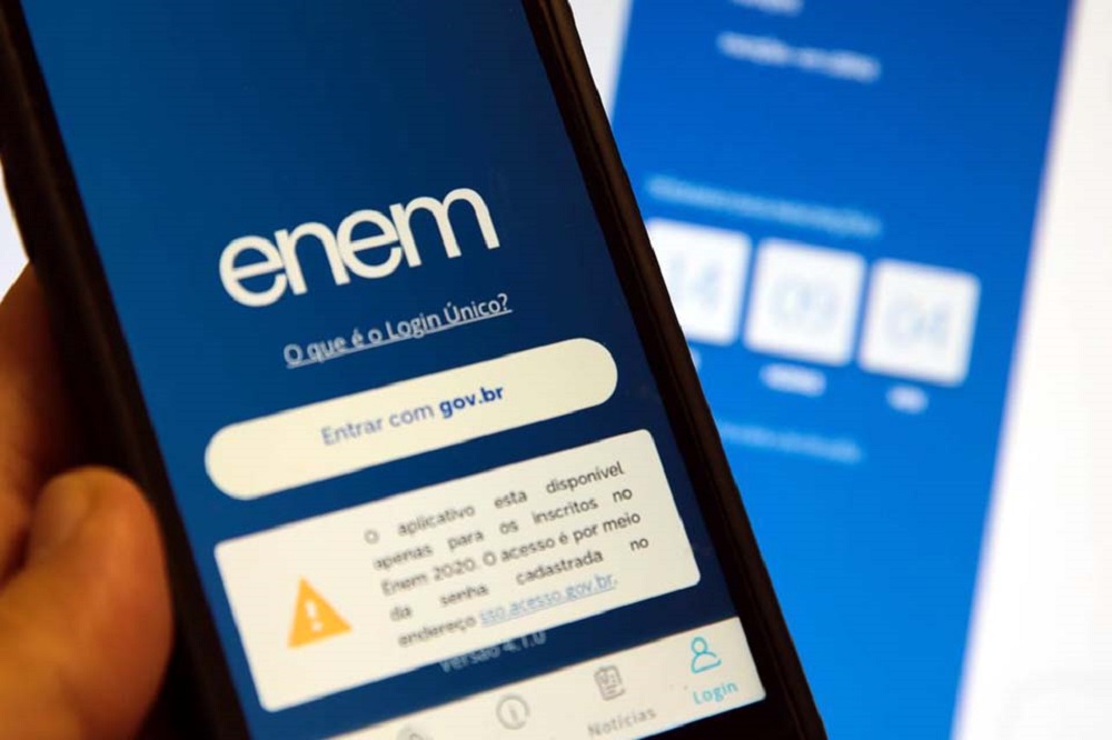 Estudantes têm até hoje (30) para pedir isenção da taxa de inscrição sdo Enem 2026