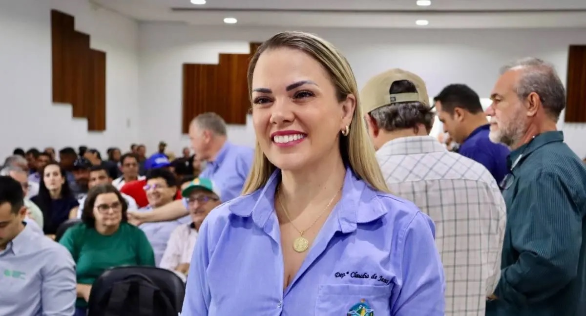 Deputada Cláudia de Jesus destina R$ 300 mil para novo ultrassom em Chupinguaia