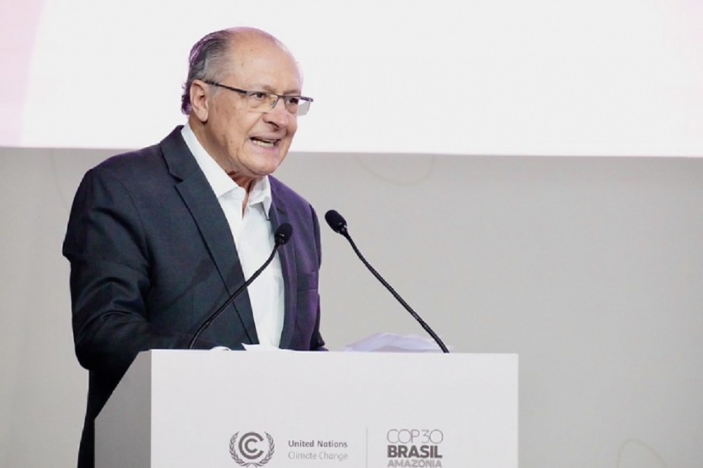 Prioridade do governo é garantir abastecimento de combustível, afirma Alckmin