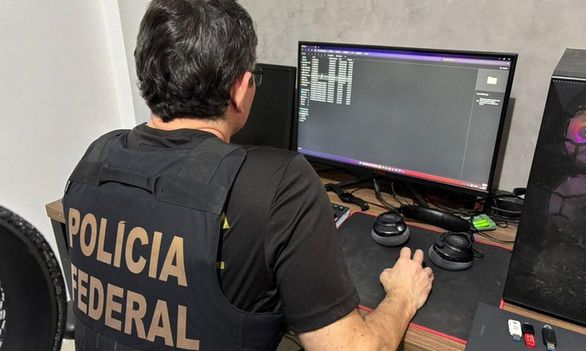 Ex-presidente do BRB é preso em operação da Polícia Federal