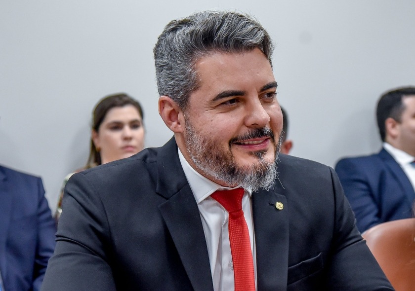 Deputado Federal Thiago Flores destina 7,5 milhões para saúde de Cujubim