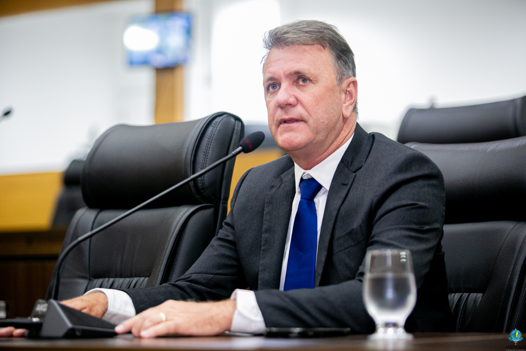 Deputado Luizinho Goebel destina R$ 265 mil para compra de caminhonete em Parecis