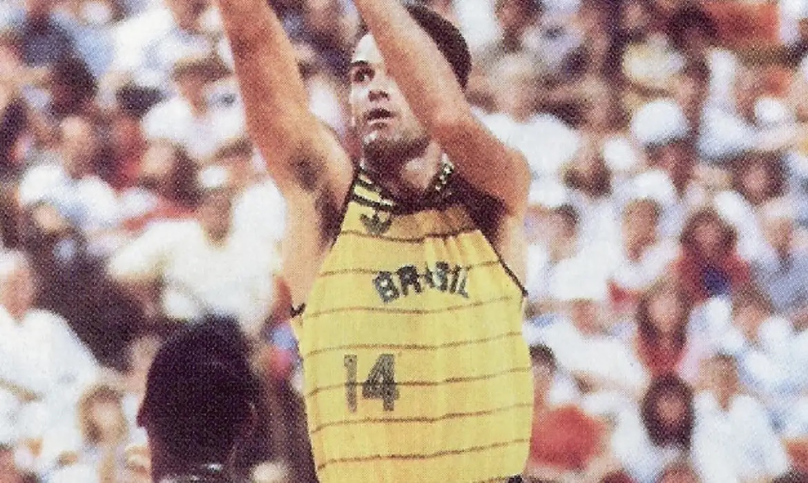 Oscar Schmidt liderou time que mudou basquete mundial